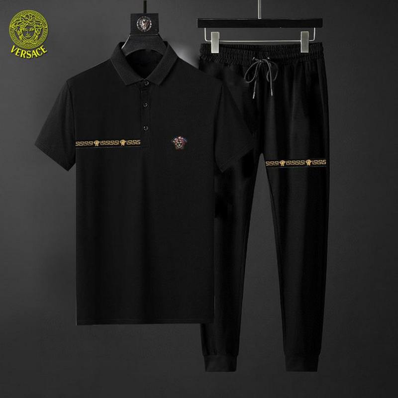 Versace Men's Suits 524